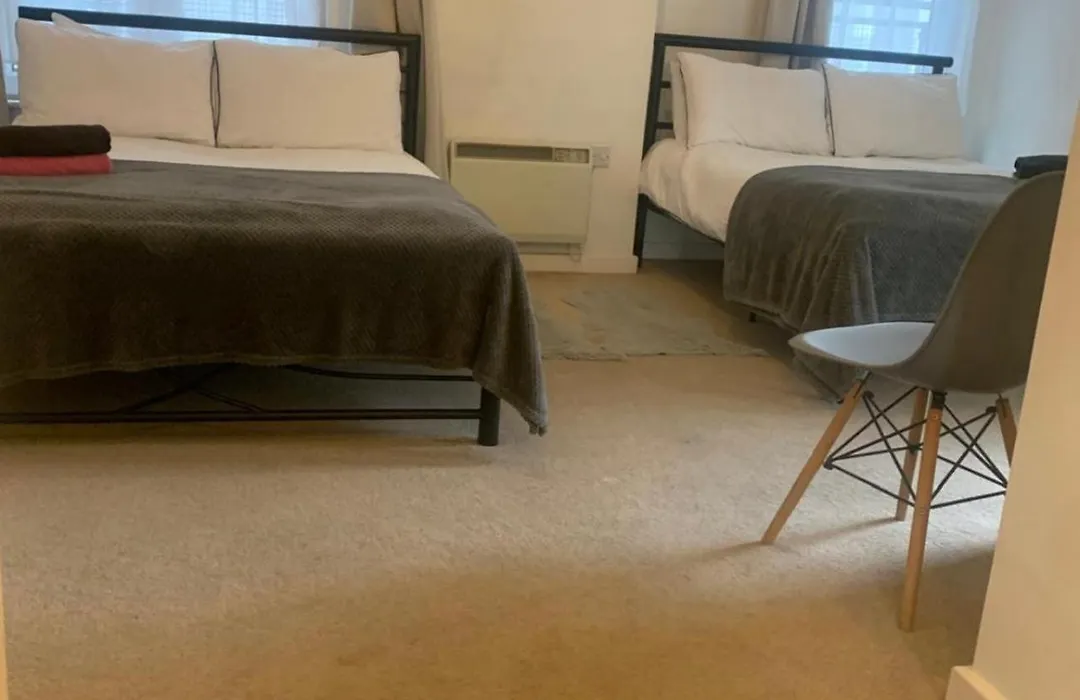 Spacious Central Penthouse Apartment With Parking-1